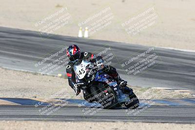 media/Dec-07-2025-CVMA (Sun) [[3e7d2de5dc]]/Race 10-Formula 40 Open/